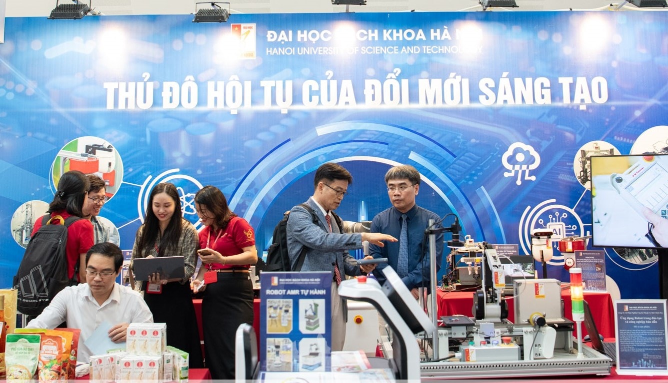 Hoàn thiện “bộ lục nghị quyết”, Hà Nội tạo nền tảng mới cho khoa học, công nghệ và đổi mới sáng tạo