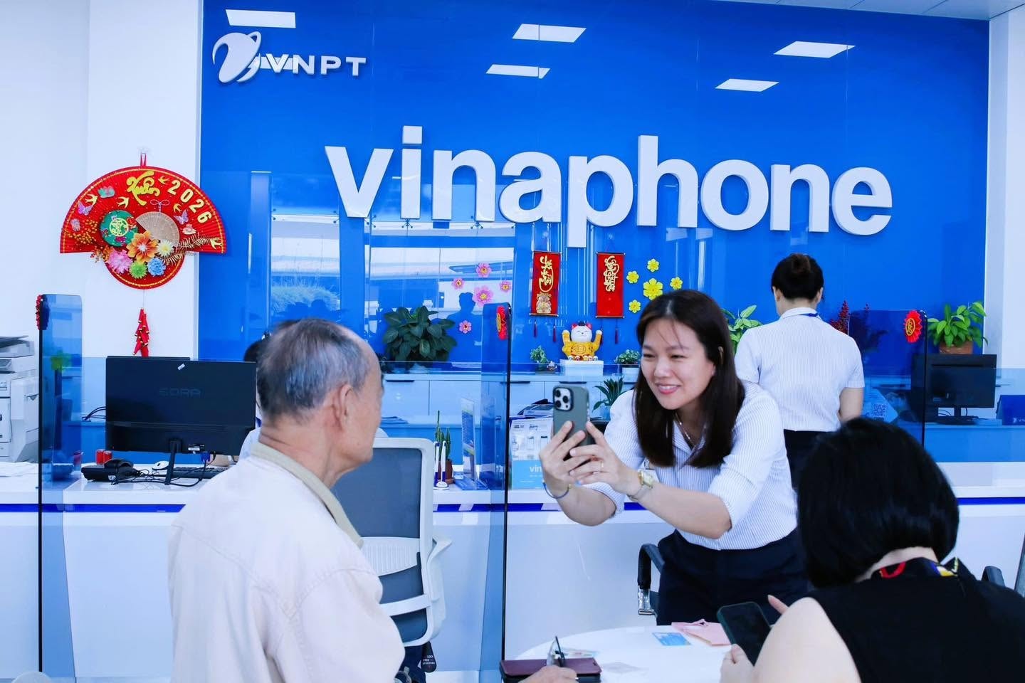 Những khách hàng nào chưa xác thực thông tin thuê bao di động?