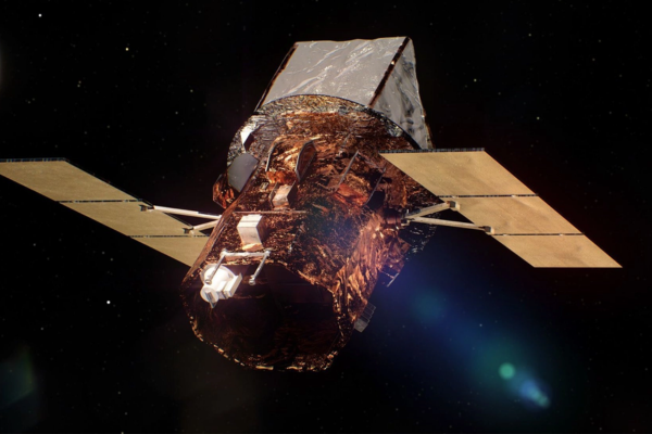 NASA phóng tàu mang robot cứu kính viễn vọng Swift trước nguy cơ rơi xuống Trái Đất