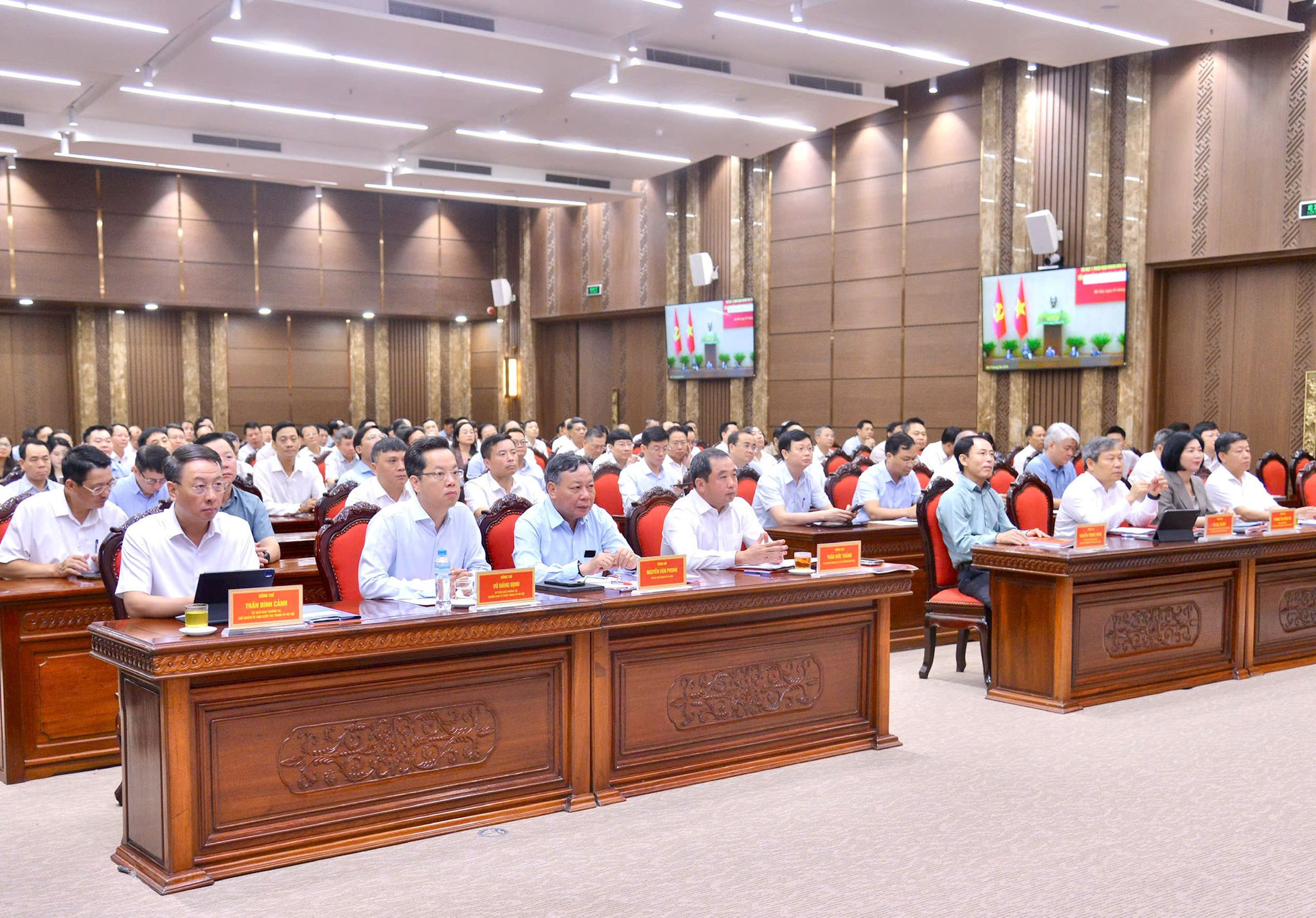 Hà Nội vận hành hiệu quả mô hình chính quyền địa phương 2 cấp